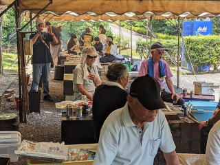 �΂̉�@�ԗΌ����Ńo�[�x�L���[